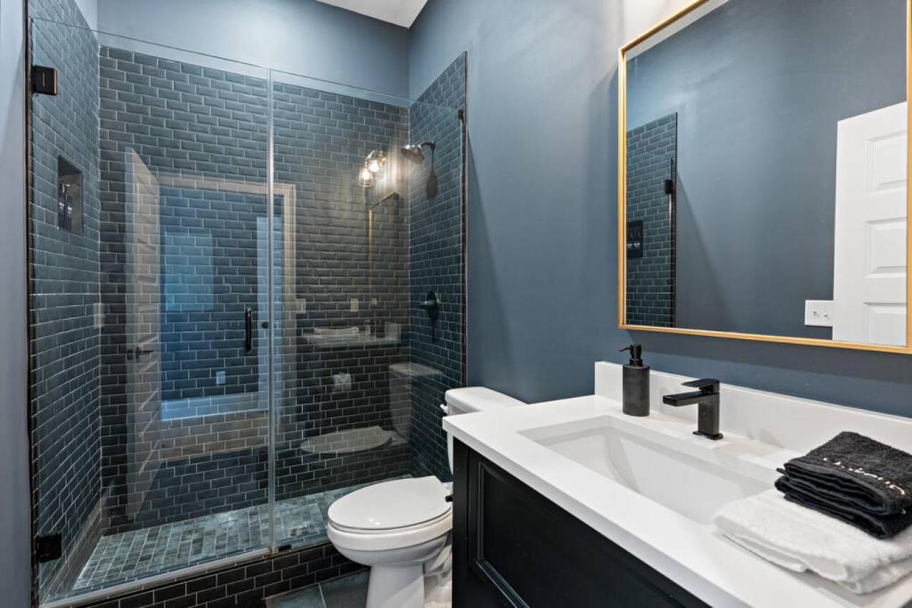 Modern Nashville Condo 5 Beds -3 Miles To Downtown ภายนอก รูปภาพ