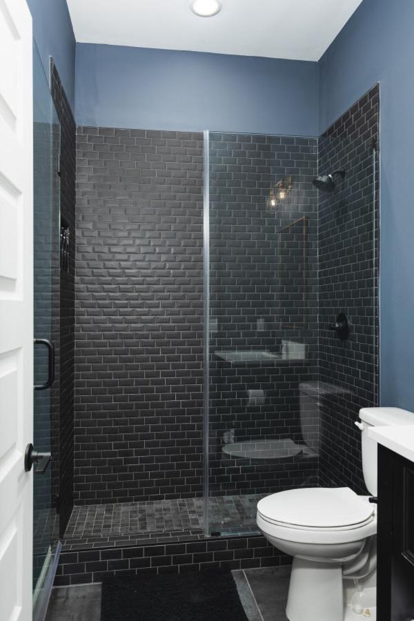 Modern Nashville Condo 5 Beds -3 Miles To Downtown ภายนอก รูปภาพ